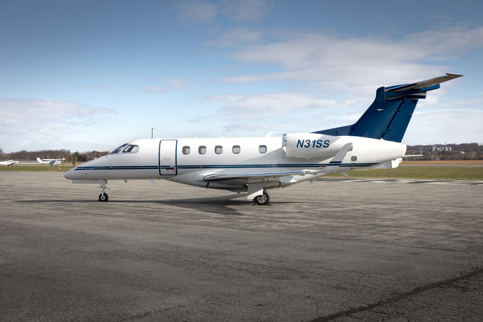 Embraer Phenom 300-300E S/N 50500197 for sale | feature image