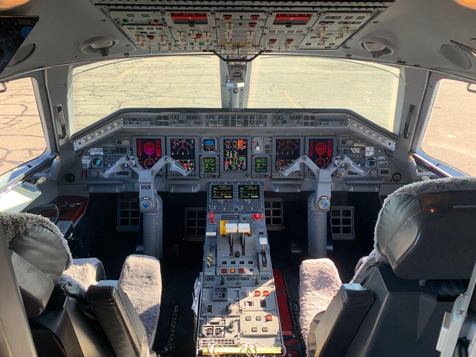 Embraer Legacy 650  S/N 14501167 for sale | gallery image: /userfiles/files/photo%20nov%2022%202022%2C%2011%2024%2021%20am.jpg