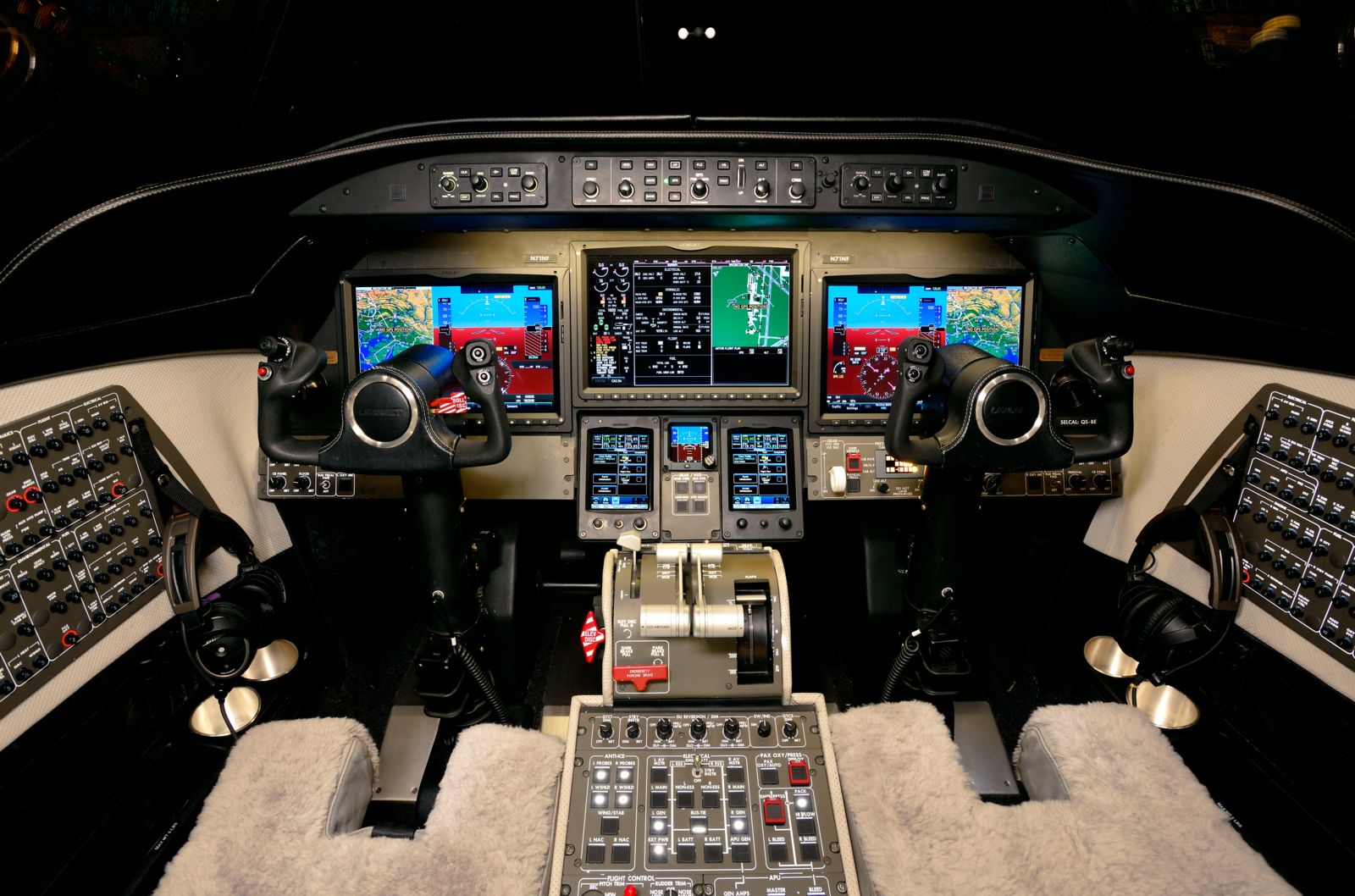 Bombardier Learjet 75  S/N 45-523 for sale | gallery image: /userfiles/files/specs/Lear75/cptb_300retouched.jpg