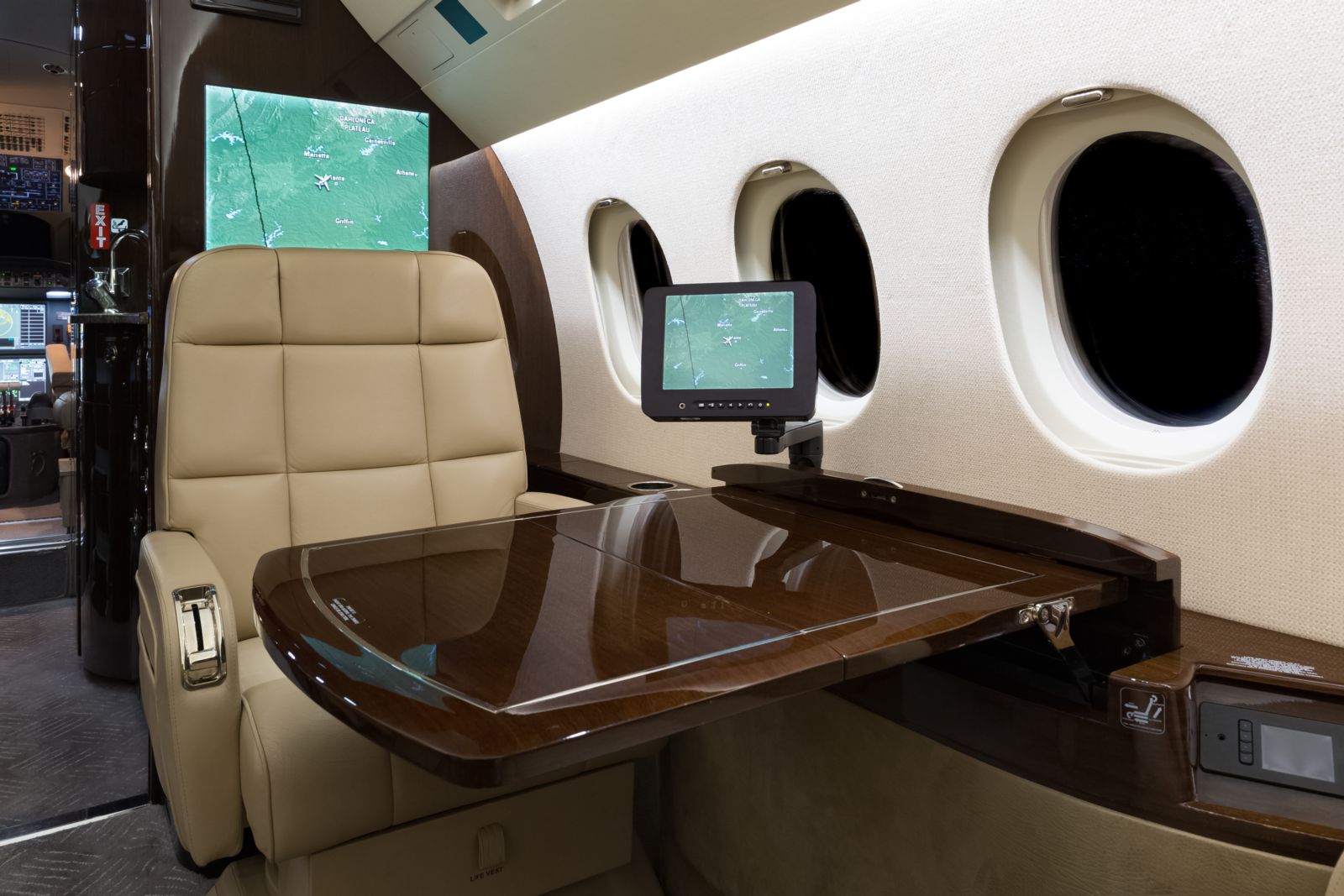 Dassault Falcon 900EX EASy  S/N 233 for sale | gallery image: /userfiles/files/vip.jpg