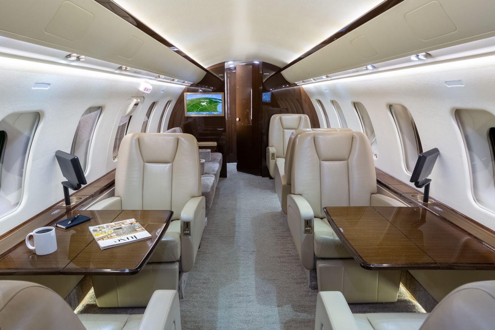Bombardier CL 605  S/N 5800 for sale | gallery image: /userfiles/images/5800/bfp_8706.jpg