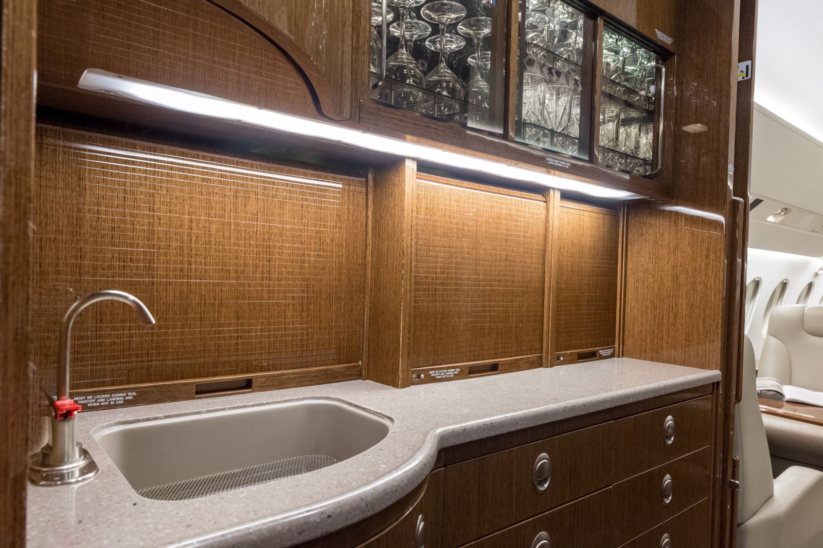 Dassault Falcon 2000EX EASy  S/N 79 for sale | gallery image: /userfiles/images/F2000EXy_sn79/galley.jpg