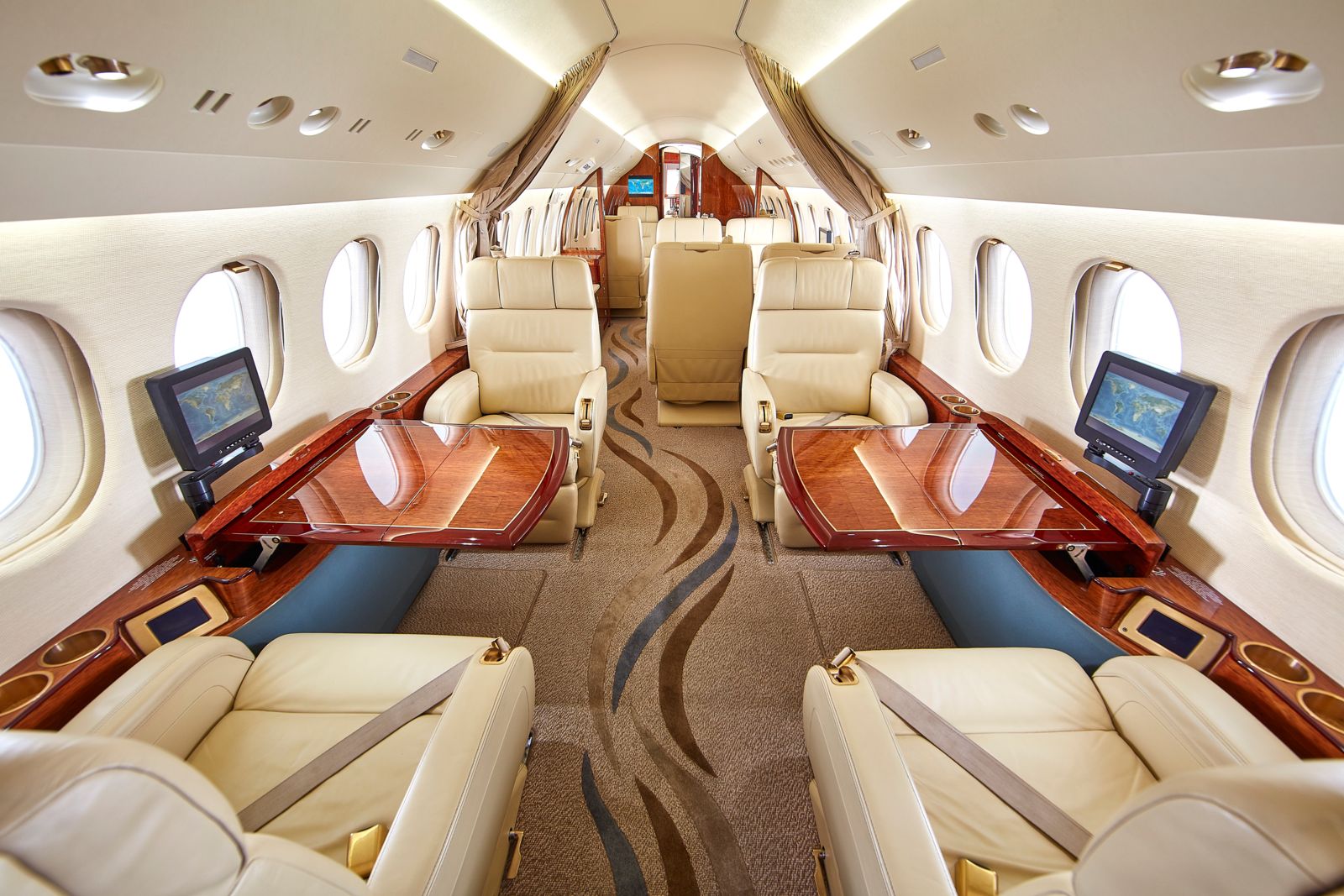 Dassault Falcon 7X  S/N 58 for sale | gallery image: /userfiles/images/F7X_sn58/ca_5937_gj_int_ca3_0037.jpg