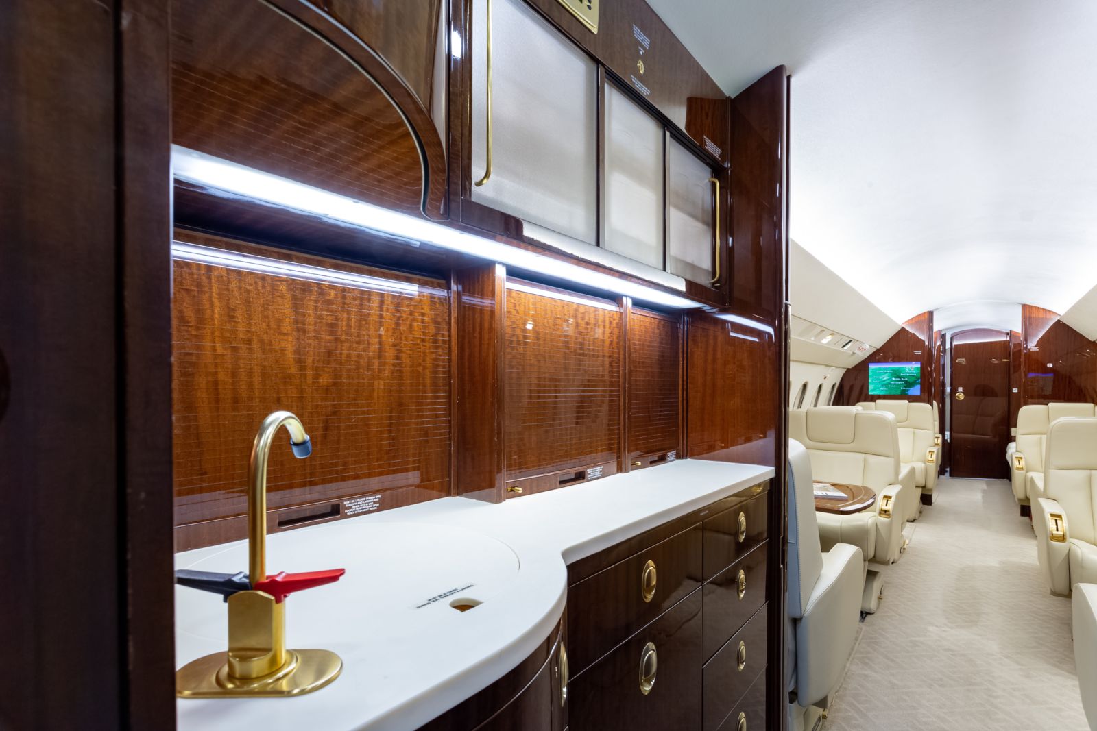 Dassault Falcon 900EX EASy  S/N 188 for sale | gallery image: /userfiles/images/F900EXy%20SN%20188/agalley.jpg