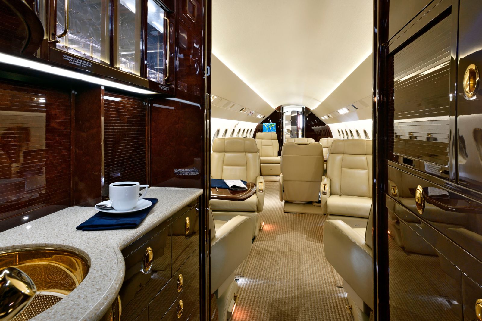 Dassault Falcon 900EX EASy  S/N 229 for sale | gallery image: /userfiles/images/F900EXy_sn229/fwd%20galley.jpg