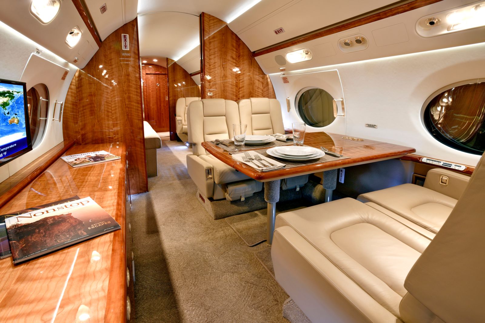 Gulfstream G550  S/N 5389 for sale | gallery image: /userfiles/images/G550_SN5389/int9c_300.jpg
