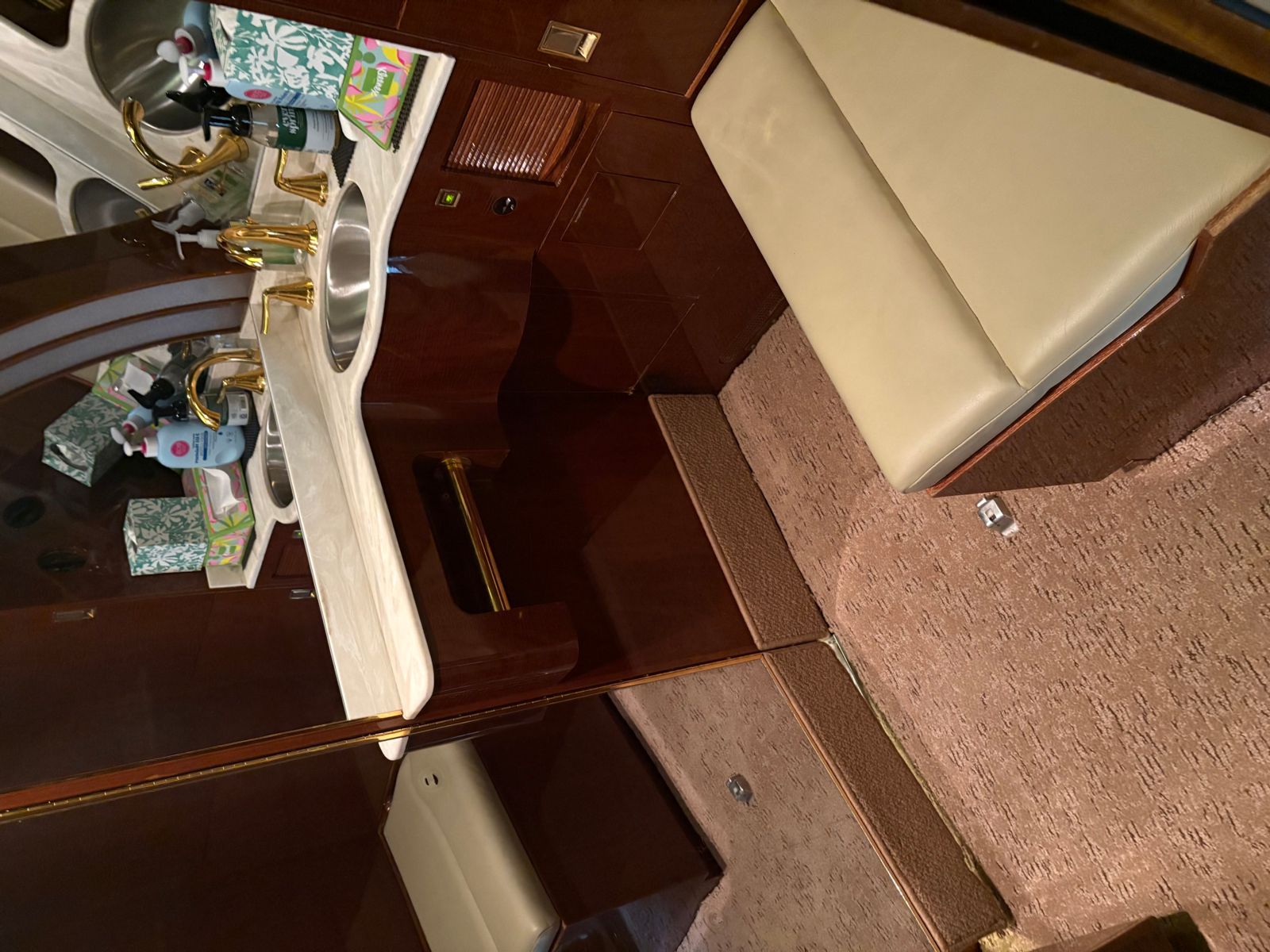 Gulfstream GIVSP  S/N 1194 for sale | gallery image: /userfiles/images/GIVSP%20SN%201194/10.jpg