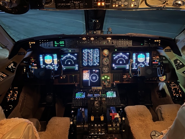Gulfstream GIV  S/N 1081 for sale | gallery image: /userfiles/images/GIV_SN1081/IMG_0336.jpg