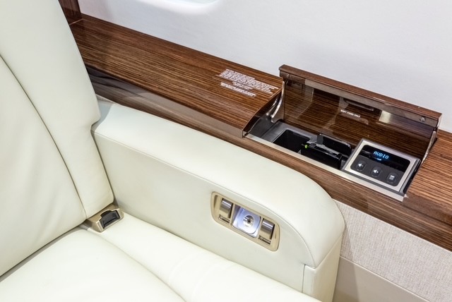 Bombardier Global 6000  S/N 9772 for sale | gallery image: /userfiles/images/Global%206000%209772/1adf65ca-0f12-45dd-944e-3d8290c8567c.jpg