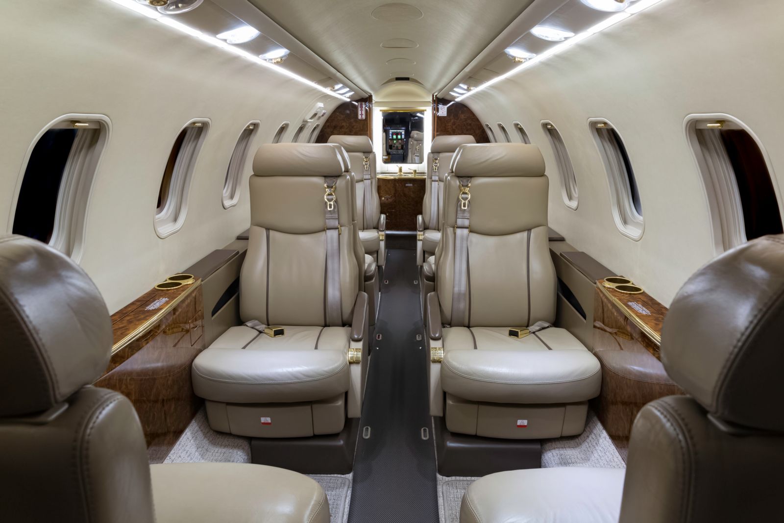 Bombardier Learjet 45XR  S/N 307 for sale | gallery image: /userfiles/images/Lear%2045XR_sn307/bfp_2440.jpg