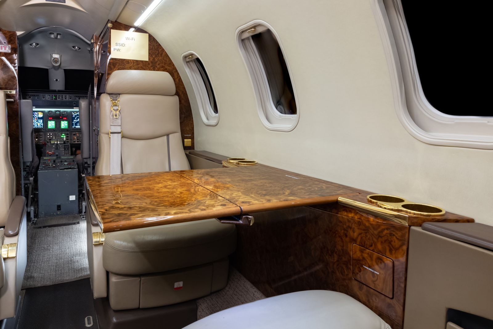 Bombardier Learjet 45XR  S/N 307 for sale | gallery image: /userfiles/images/Lear%2045XR_sn307/bfp_2466.jpg