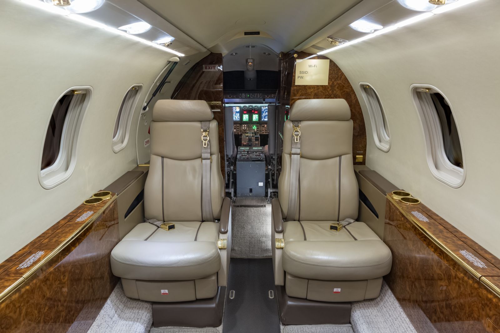Bombardier Learjet 45XR  S/N 307 for sale | gallery image: /userfiles/images/Lear%2045XR_sn307/bfp_2535.jpg