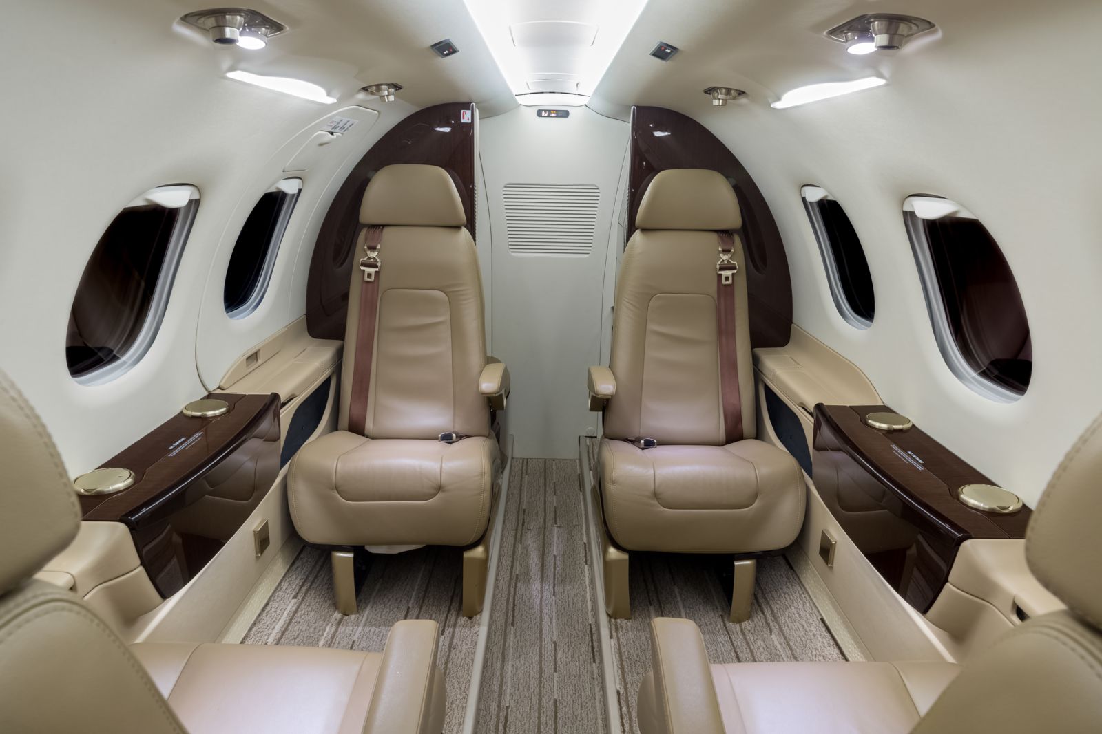 Embraer Phenom 100  S/N 50000397 for sale | gallery image: /userfiles/images/P100_sn397/bfp_6843.jpg