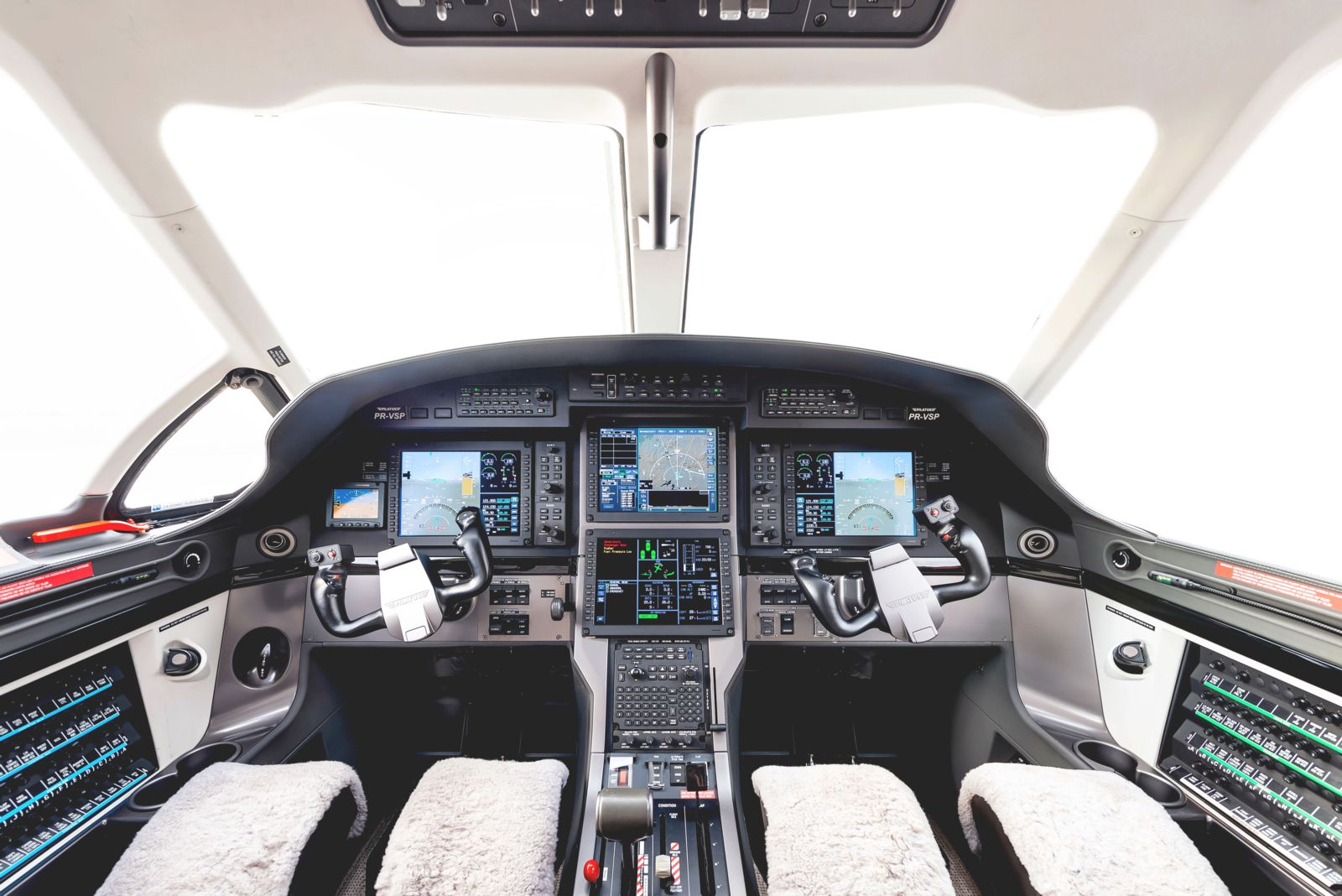 Pilatus PC-12 NG  S/N 1634 for sale | gallery image: /userfiles/images/PC12NG_sn1634/avionics.jpg