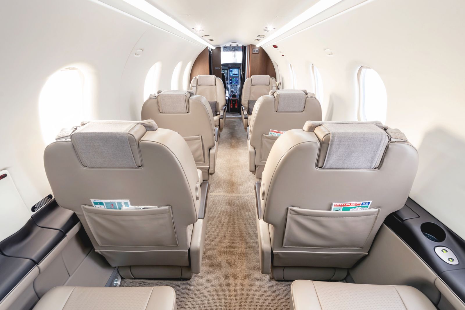 Pilatus PC-12 NG  S/N 1634 for sale | gallery image: /userfiles/images/PC12NG_sn1634/pc12%20pr-vsp%20interior-12.jpg