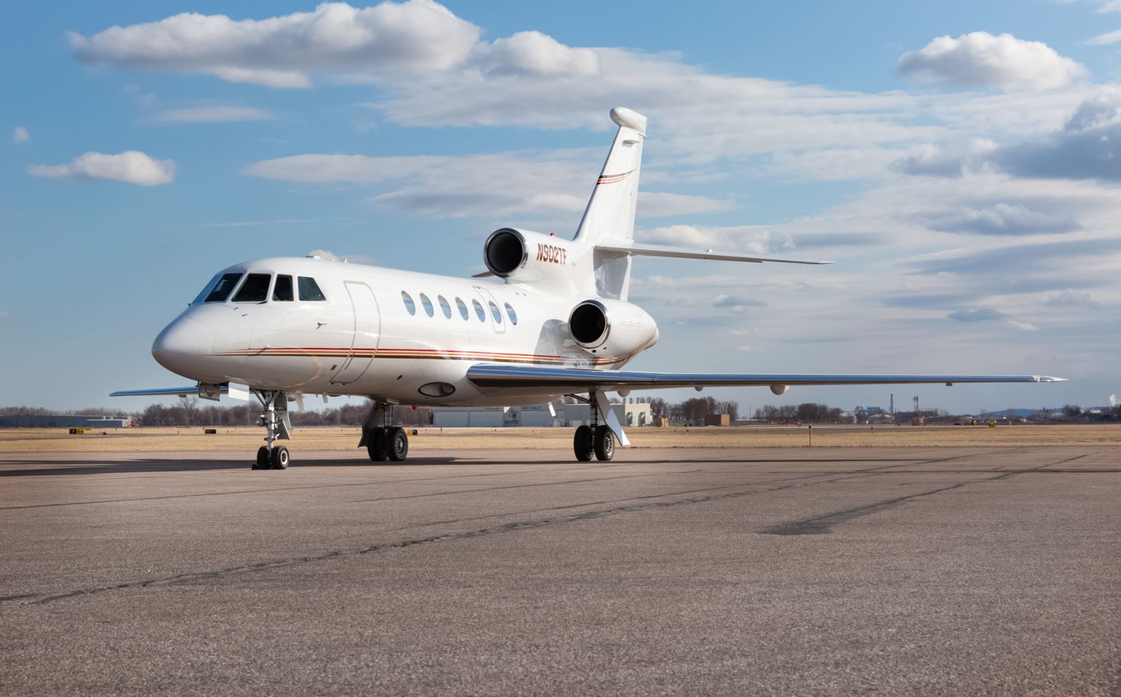 Falcon 50 Charter - Private Jet Aircraft