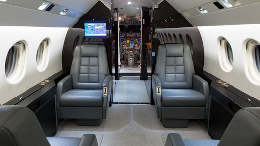 Dassault Falcon 900EX  S/N 7 for sale | gallery image: /userfiles/images/aircraft-listing/F900EX_sn7/fwd%20fwd.jpg