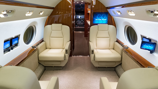 Gulfstream G550  S/N 5234 for sale | gallery image: /userfiles/images/aircraft-listing/G550_sn5234/fwd%20fwd.jpg