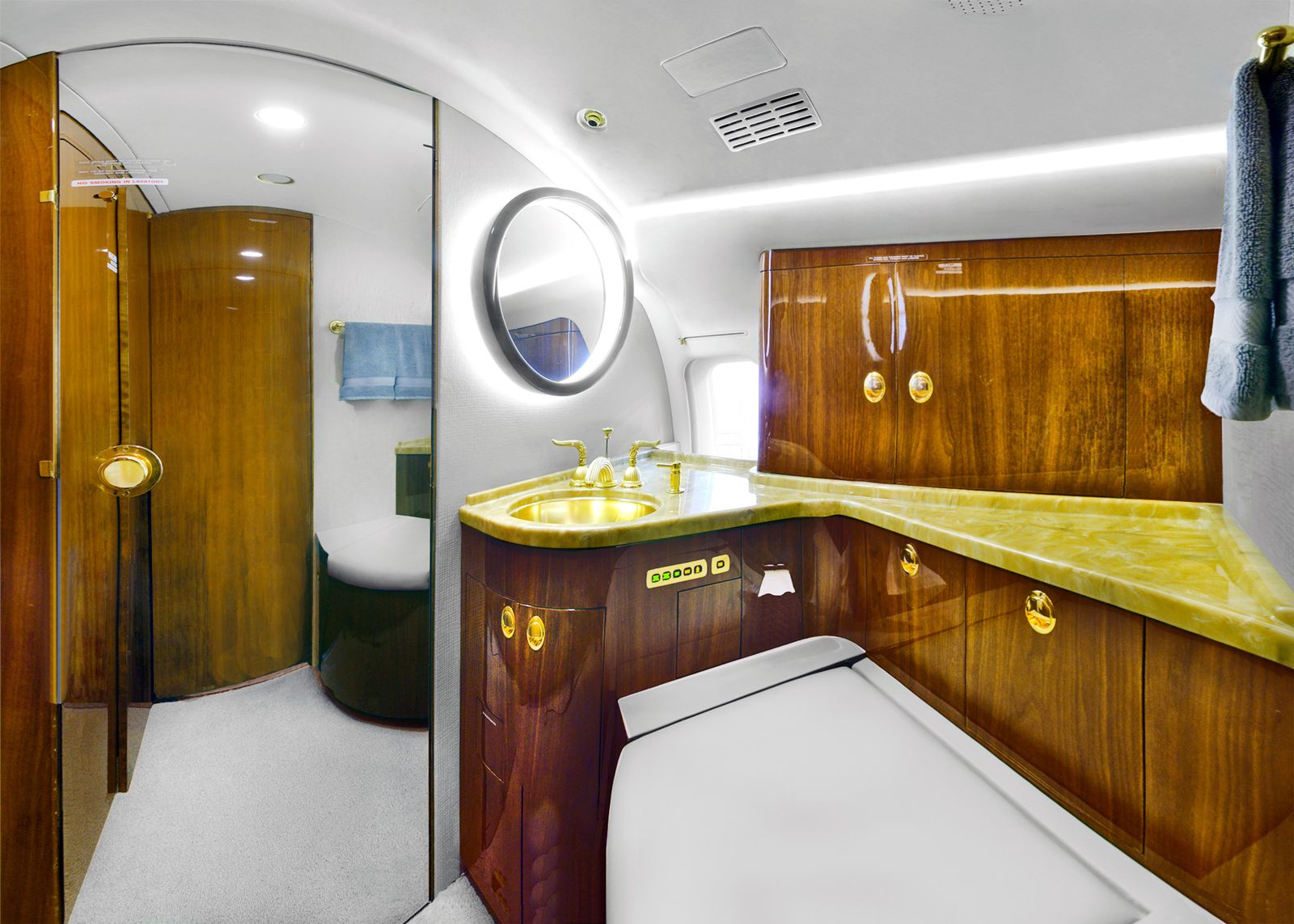 Bombardier Global Express  S/N 9075 for sale | gallery image: /userfiles/images/global_express_sn9075/13aaa.jpg