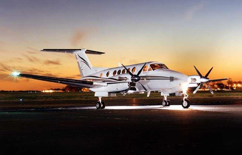 Related model: Beech King Air B200